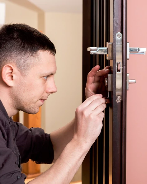 : Professional Locksmith For Commercial And Residential Locksmith Services in West Whittier-Los Nietos, CA